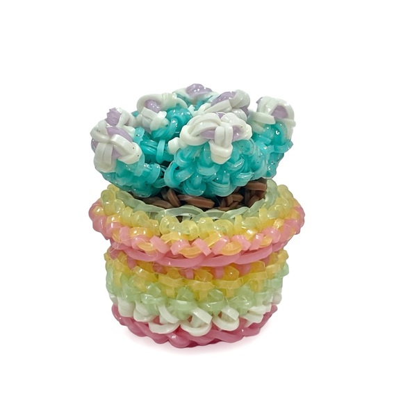 Loomigurumi Succulent Handmade/Homemade Rainbow Loom Multi Glitter - Picture 2 of 5